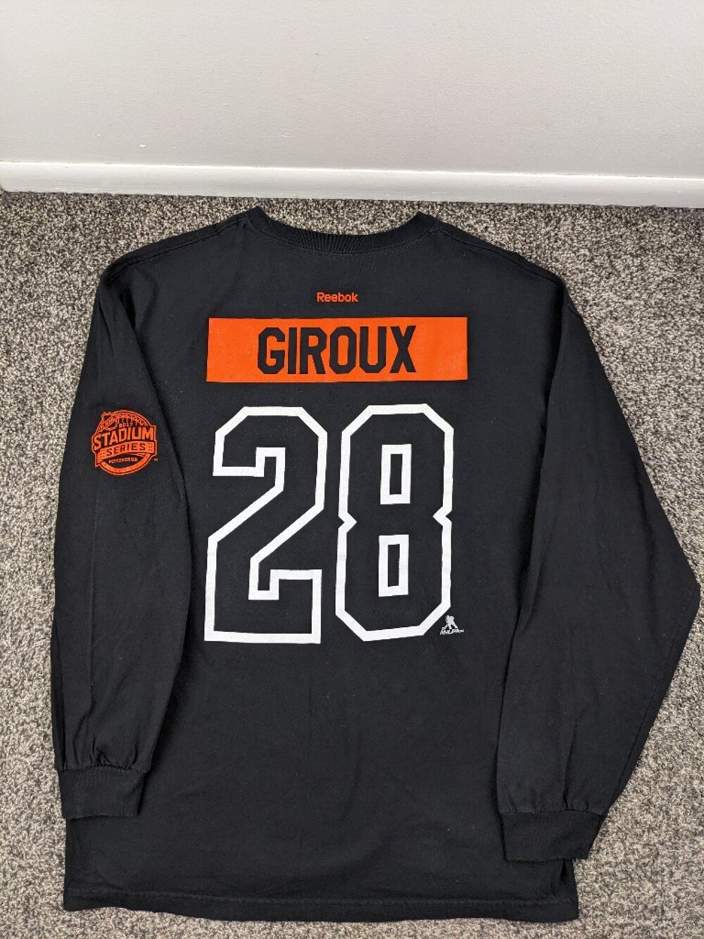 Philadelphia Flyers Claude Giroux T-Shirt Stadium Series Reebok L/S Mens XL